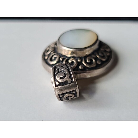 925 Sterling Silver MOP Oval Shaped Pendant Vintage - Picture 5 of 10